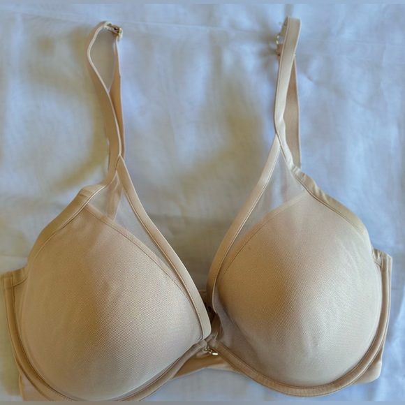 Elegant Beige Underwire Bra - Picture 1 of 3